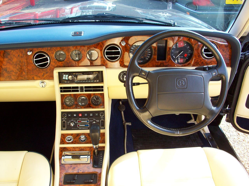 Illustration for article titled Cars I love because they're hideous.